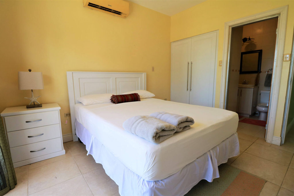 Ixora Villa 4 - Le Chateau Tobago - Villa 4 - Bedroom 2 - 02
